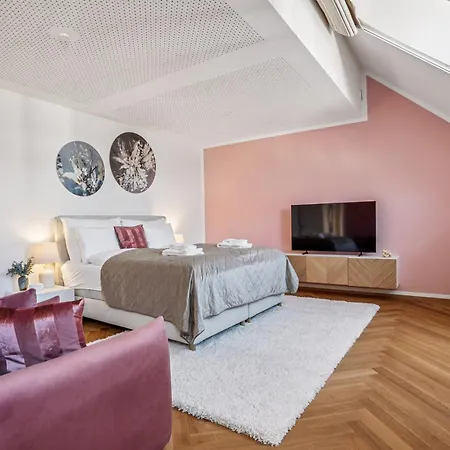 Old Town Penthouse 360 Views Rooftop Terrace Appartamento Zurigo